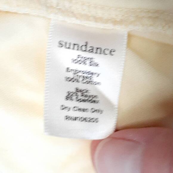 Sundance Easy V Neck Yellow Embordered Top Tee Size Small Pleated Western Pleat - Picture 8 of 8
